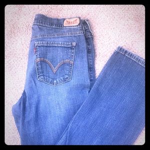 Levi jeans